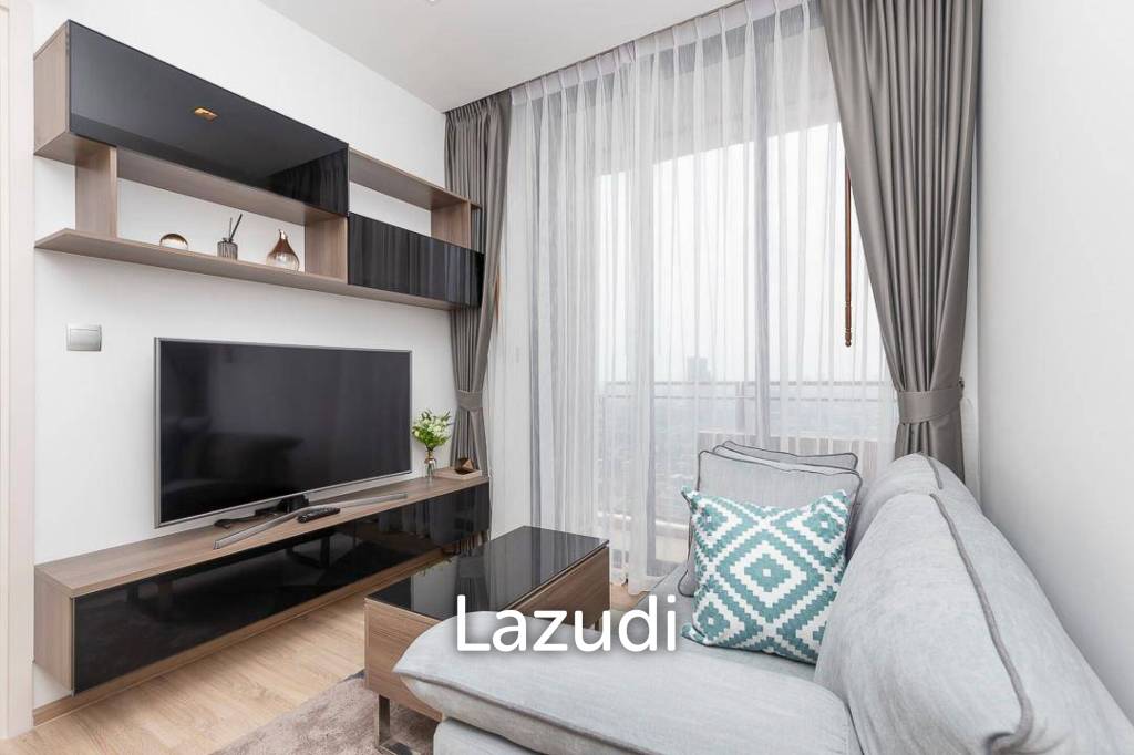 53 sqm 2 Bedroom Condo on 34th Floor at The Line Phahol-Pradipat Phaya Thai