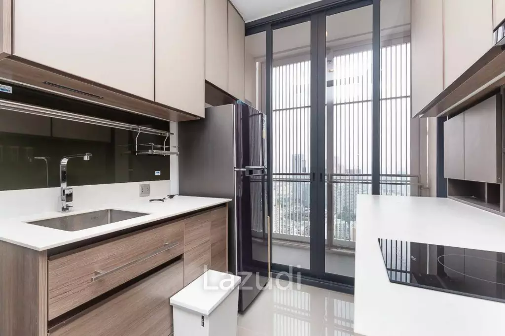 53 sqm 2 Bedroom Condo on 34th Floor at The Line Phahol-Pradipat Phaya Thai