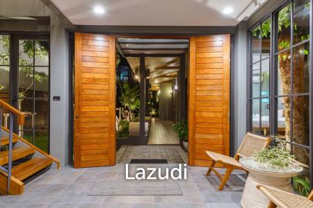 Stunning Beachfront Villa with 5 Bedrooms in Ban Makham, Koh Samui