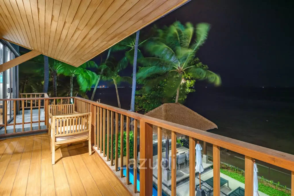 Stunning Beachfront Villa with 5 Bedrooms in Ban Makham, Koh Samui