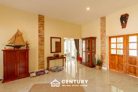 SIGNATURE PRIVATE ESTATE WITH POOL AND MOUNTAIN VIEWS ON PLOT 7 RAI