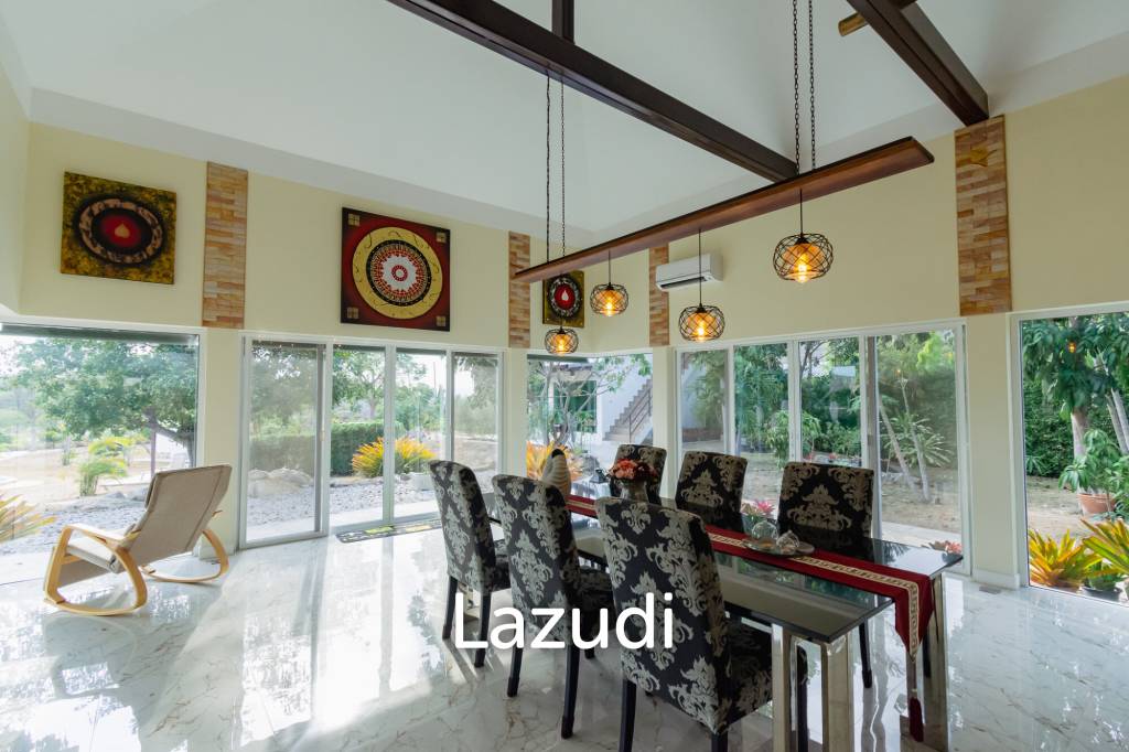 SIGNATURE PRIVATE ESTATE WITH POOL AND MOUNTAIN VIEWS ON PLOT 7 RAI