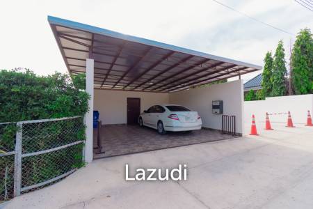 SIGNATURE PRIVATE ESTATE WITH POOL AND MOUNTAIN VIEWS ON PLOT 7 RAI