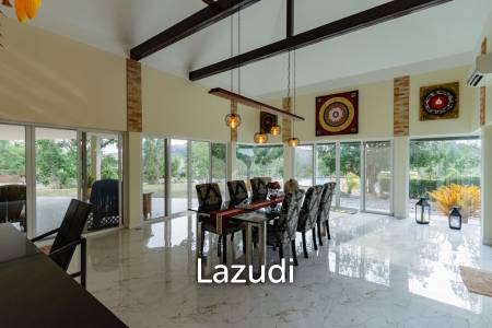 SIGNATURE PRIVATE ESTATE WITH POOL AND MOUNTAIN VIEWS ON PLOT 7 RAI