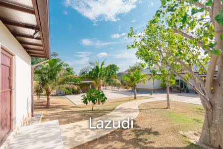 SIGNATURE PRIVATE ESTATE WITH POOL AND MOUNTAIN VIEWS ON PLOT 7 RAI