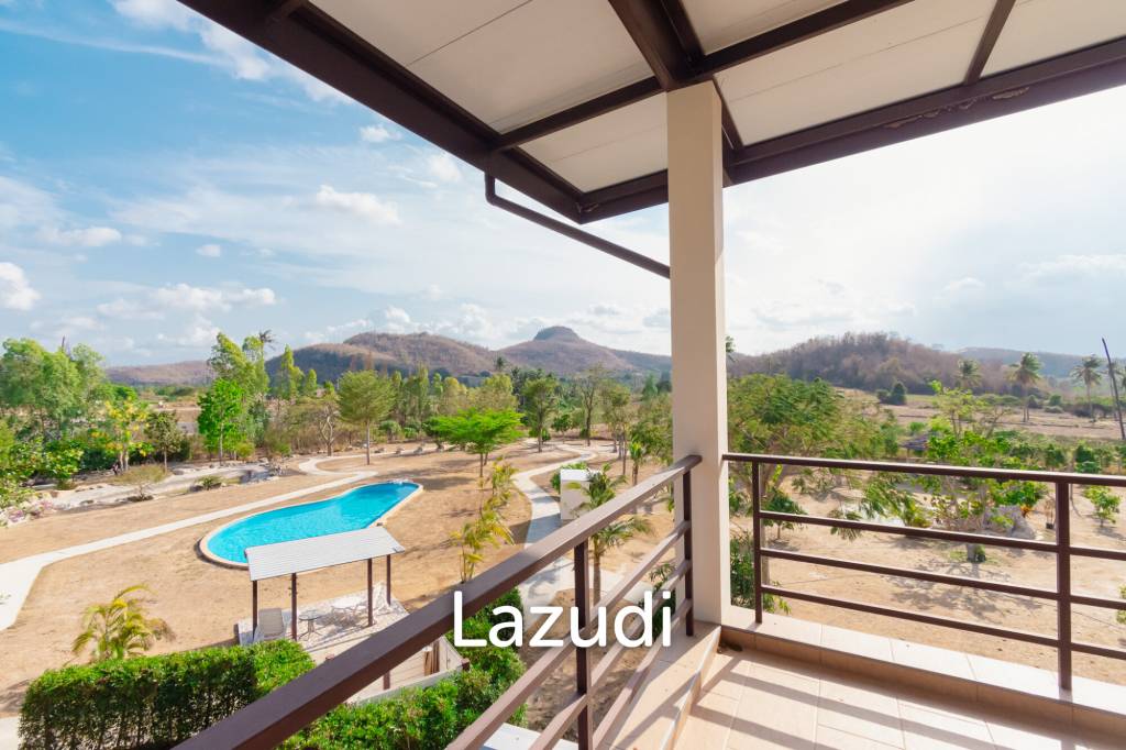 SIGNATURE PRIVATE ESTATE WITH POOL AND MOUNTAIN VIEWS ON PLOT 7 RAI