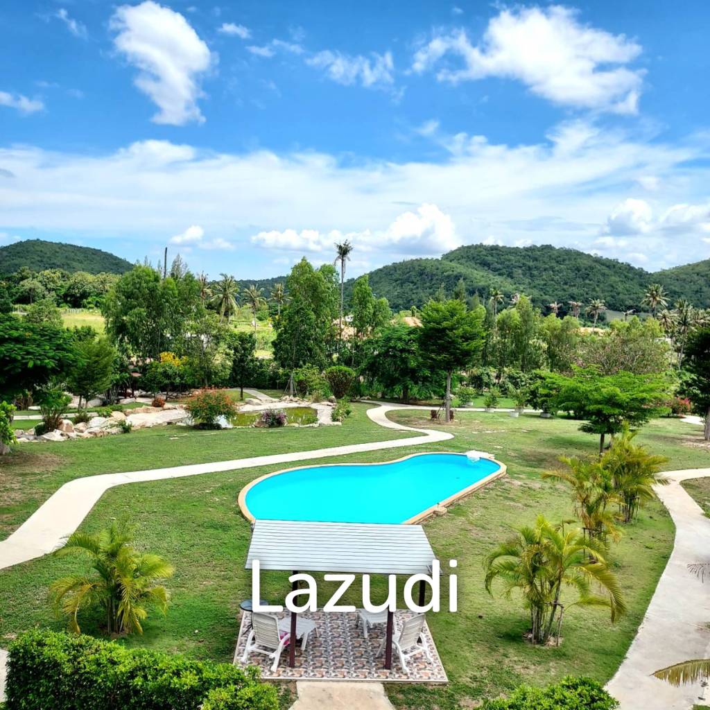SIGNATURE PRIVATE ESTATE WITH POOL AND MOUNTAIN VIEWS ON PLOT 7 RAI