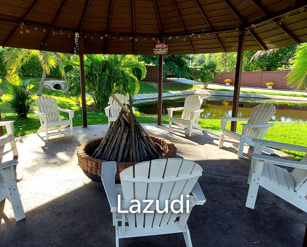 SIGNATURE PRIVATE ESTATE WITH POOL AND MOUNTAIN VIEWS ON PLOT 7 RAI