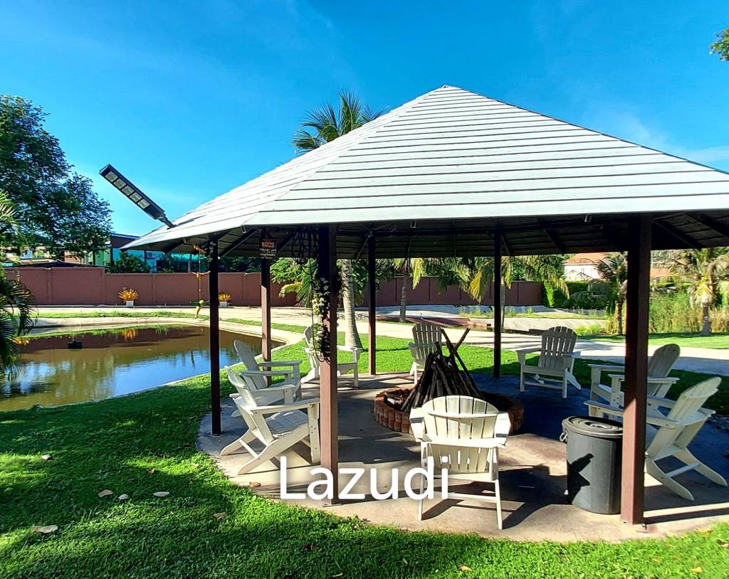 SIGNATURE PRIVATE ESTATE WITH POOL AND MOUNTAIN VIEWS ON PLOT 7 RAI