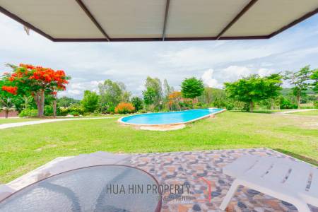 SIGNATURE PRIVATE ESTATE WITH POOL AND MOUNTAIN VIEWS ON PLOT 7 RAI