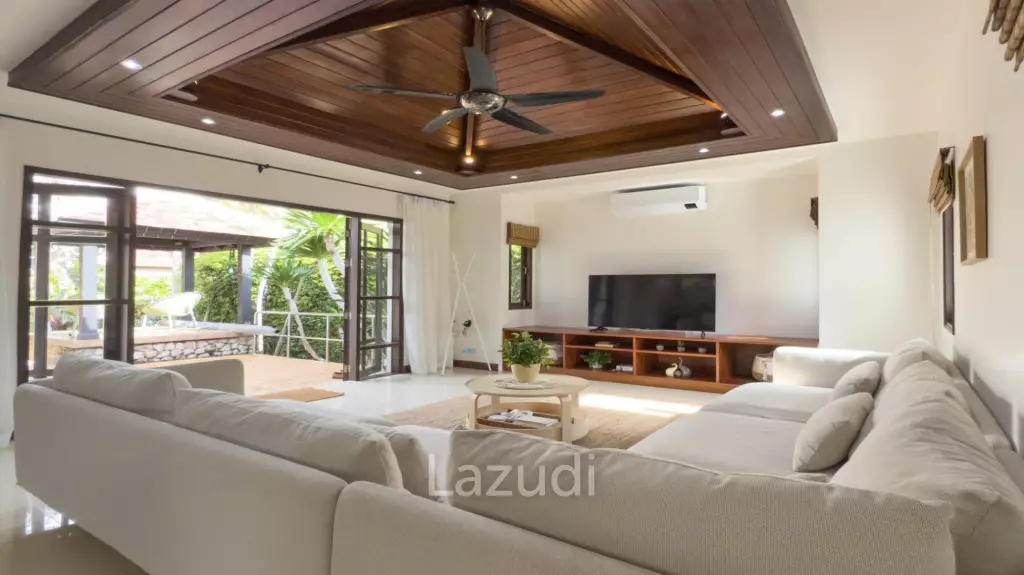 Tropical Poolside Villa