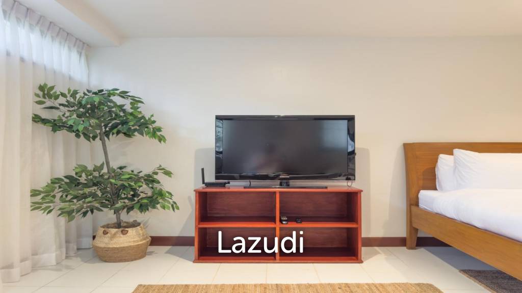Tropical Poolside Villa