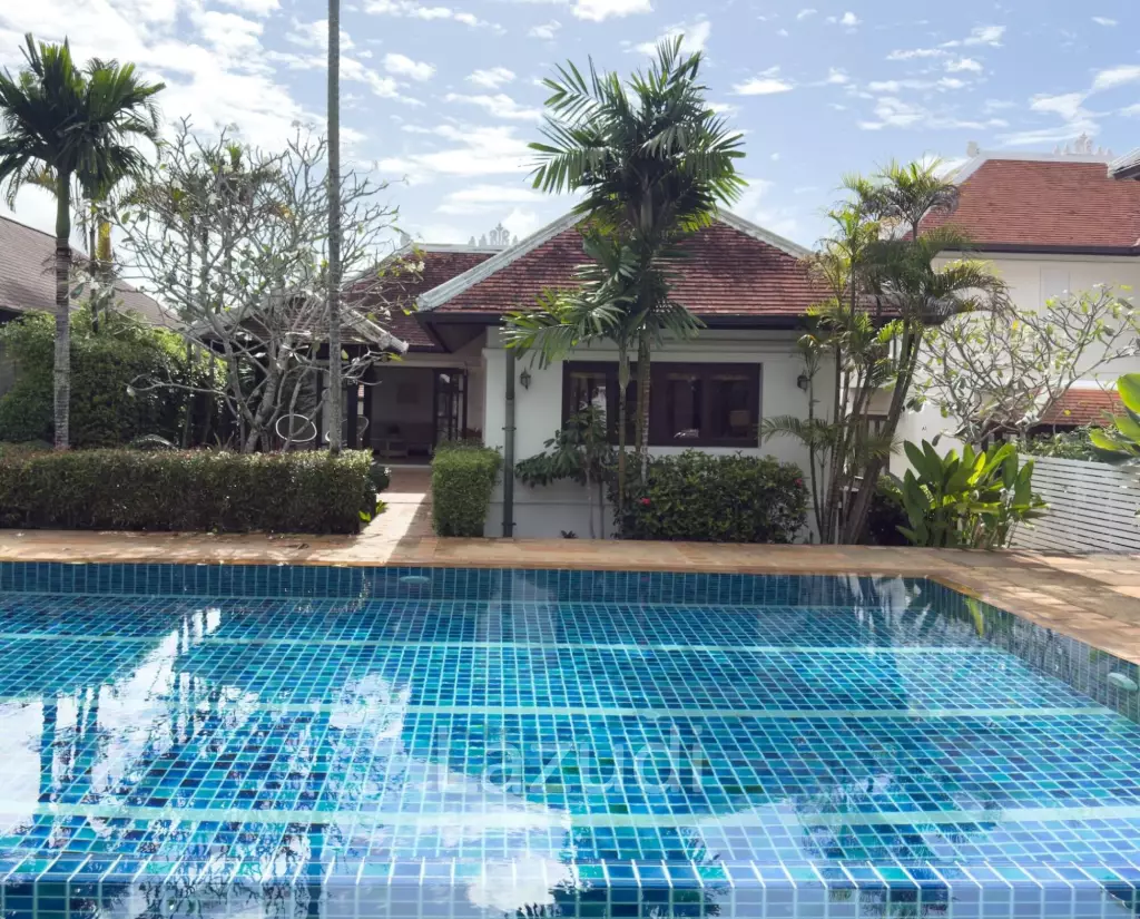 Tropical Poolside Villa