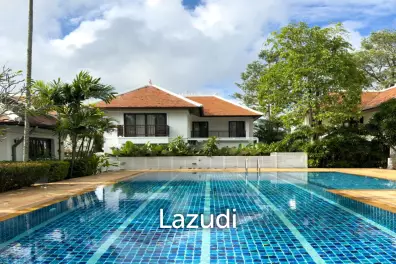 Tropical Poolside Villa