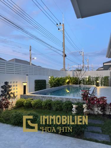 Сдается в аренду / Рядом с городом / 3 спальни + 2 ванные комнаты