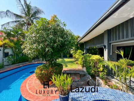 Situation urbaine / Terrain de 886 m² / Surface habitable de 254 m²