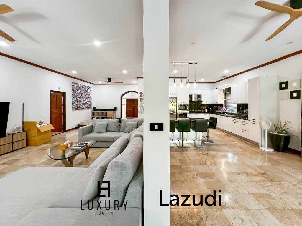 Situation urbaine / Terrain de 886 m² / Surface habitable de 254 m²