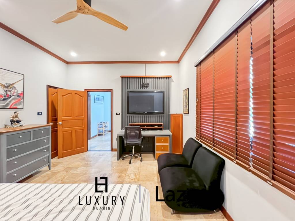 Situation urbaine / Terrain de 886 m² / Surface habitable de 254 m²