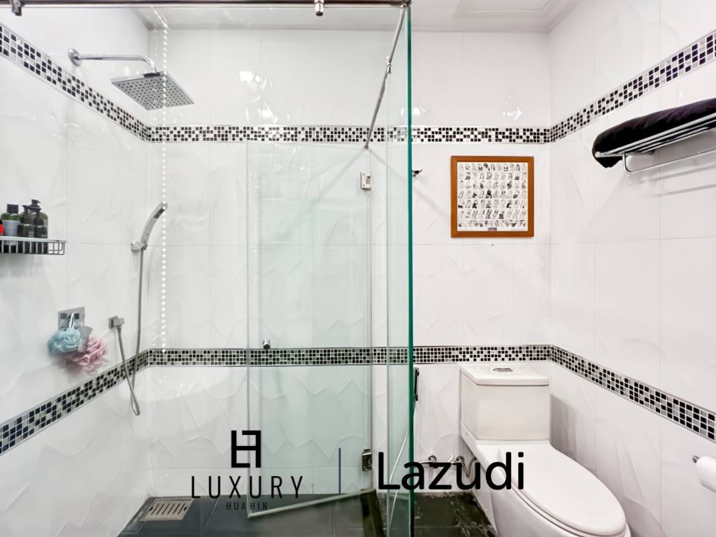 Situation urbaine / Terrain de 886 m² / Surface habitable de 254 m²