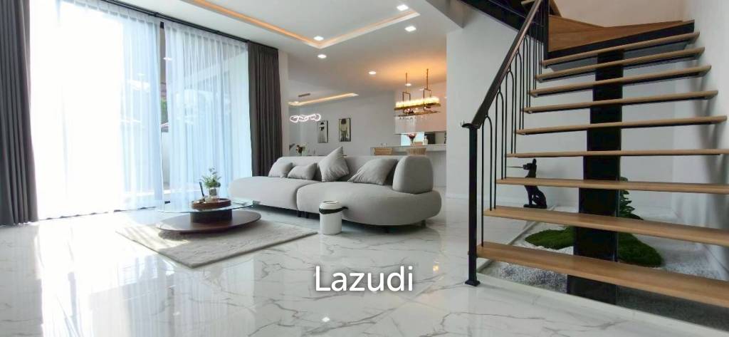 Luxury 2-Story Pool Villa for Sale and Rent in Na Jomtien