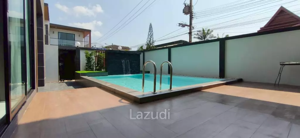 Luxury 2-Story Pool Villa for Sale and Rent in Na Jomtien