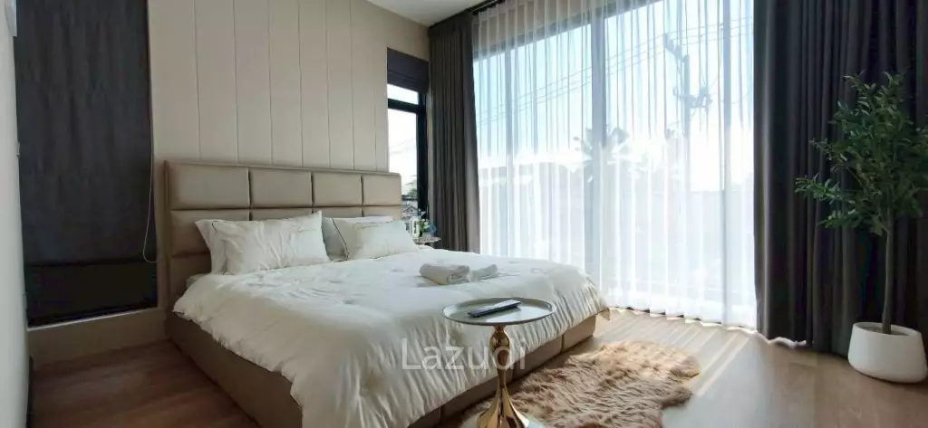 Luxury 2-Story Pool Villa for Sale and Rent in Na Jomtien