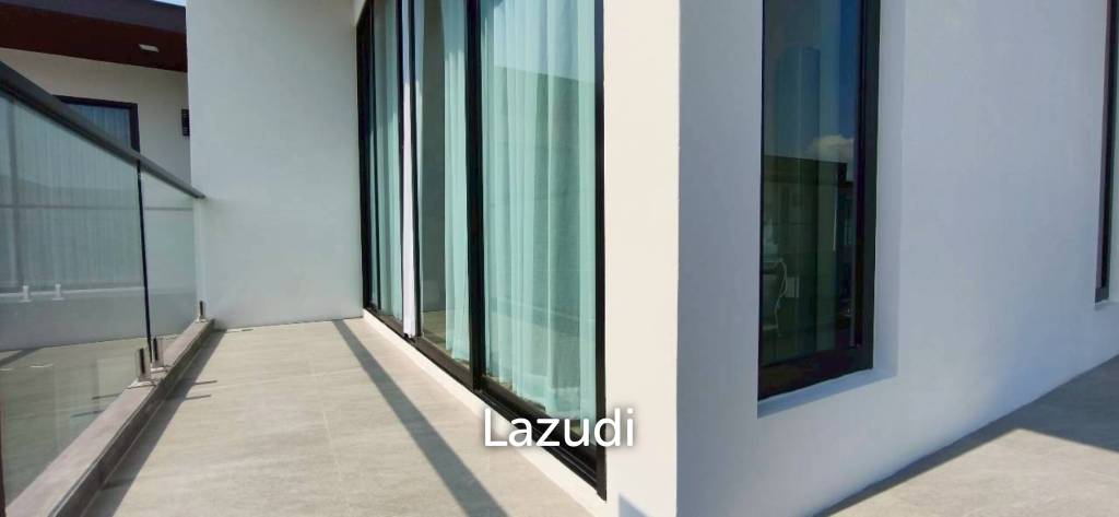 Luxury 2-Story Pool Villa for Sale and Rent in Na Jomtien