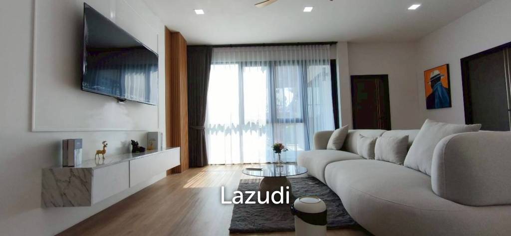 Luxury 2-Story Pool Villa for Sale and Rent in Na Jomtien
