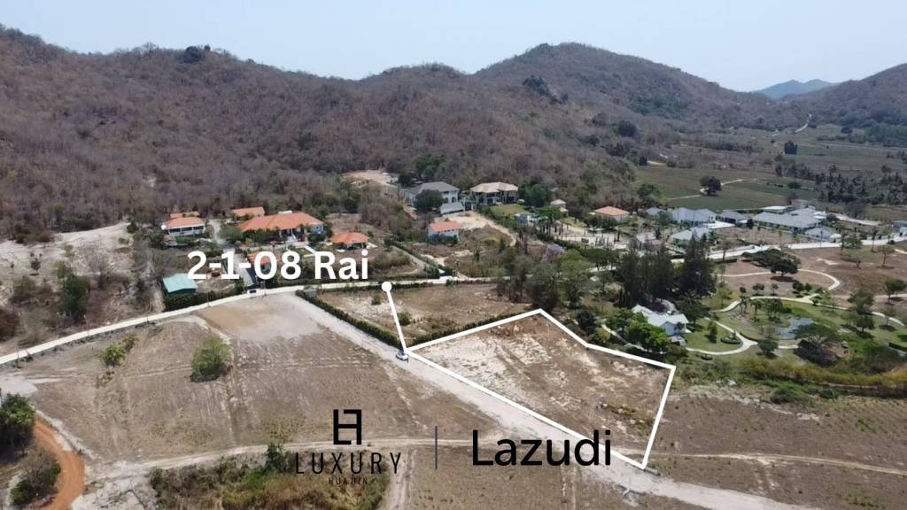 Terrain de 3 632 m² / Plat / Forme favorable à l'aménagement