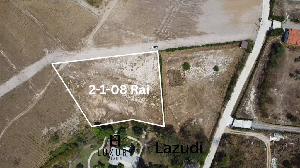 Terrain de 3 632 m² / Plat / Forme favorable à l'aménagement