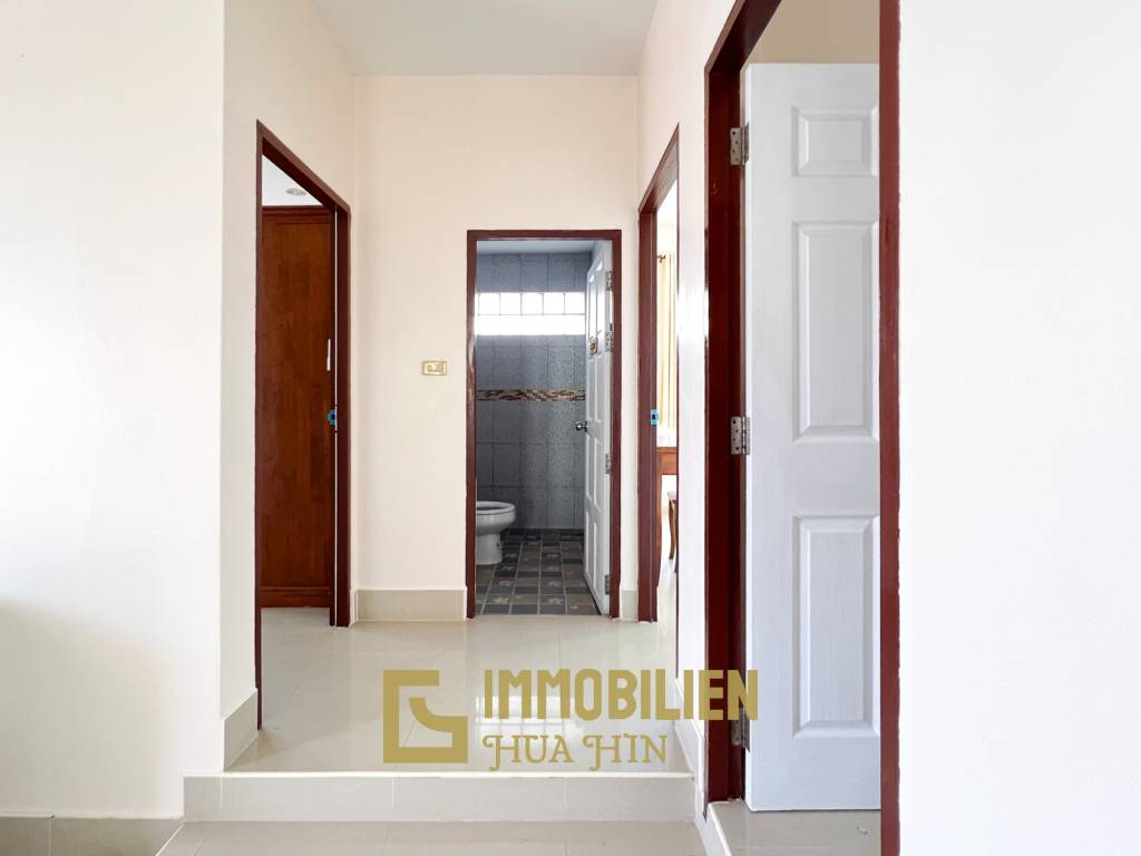 3 Schlafzimmer + 2 Bäder / helle Räume / teilmöbliert