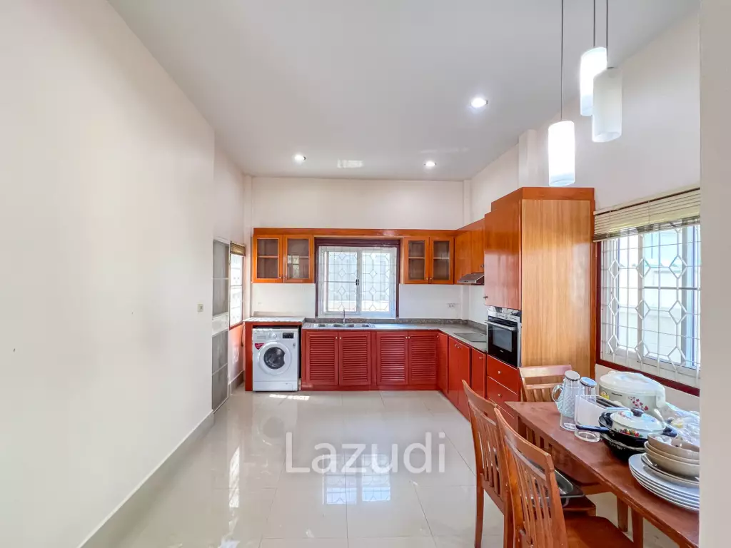 Pool Villa 3 Bed 2 Bath in Hua Hin Tropical Hill