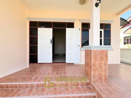 3 Schlafzimmer + 2 Bäder / helle Räume / teilmöbliert