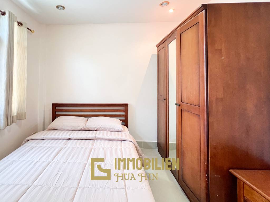 3 Schlafzimmer + 2 Bäder / helle Räume / teilmöbliert