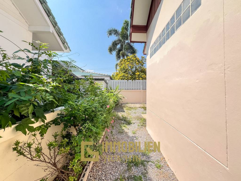 3 Schlafzimmer + 2 Bäder / helle Räume / teilmöbliert