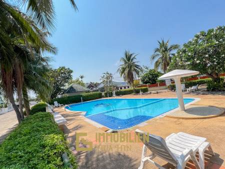 3 Schlafzimmer + 2 Bäder / helle Räume / teilmöbliert