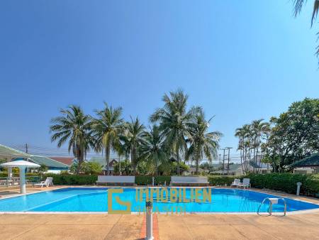 3 Schlafzimmer + 2 Bäder / helle Räume / teilmöbliert