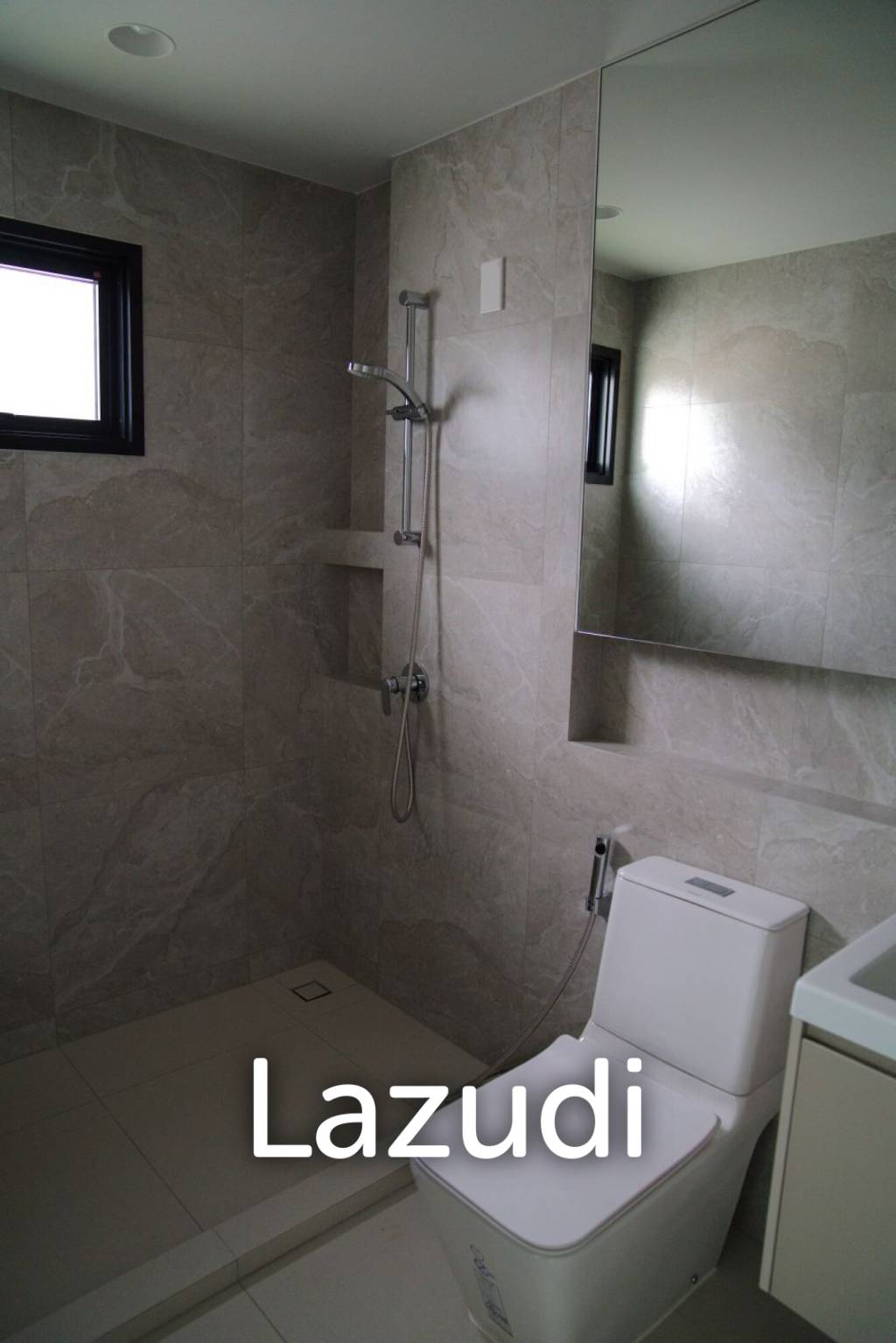 4 Bedroom House for Sale in Gated Community Walking Distance to BISP