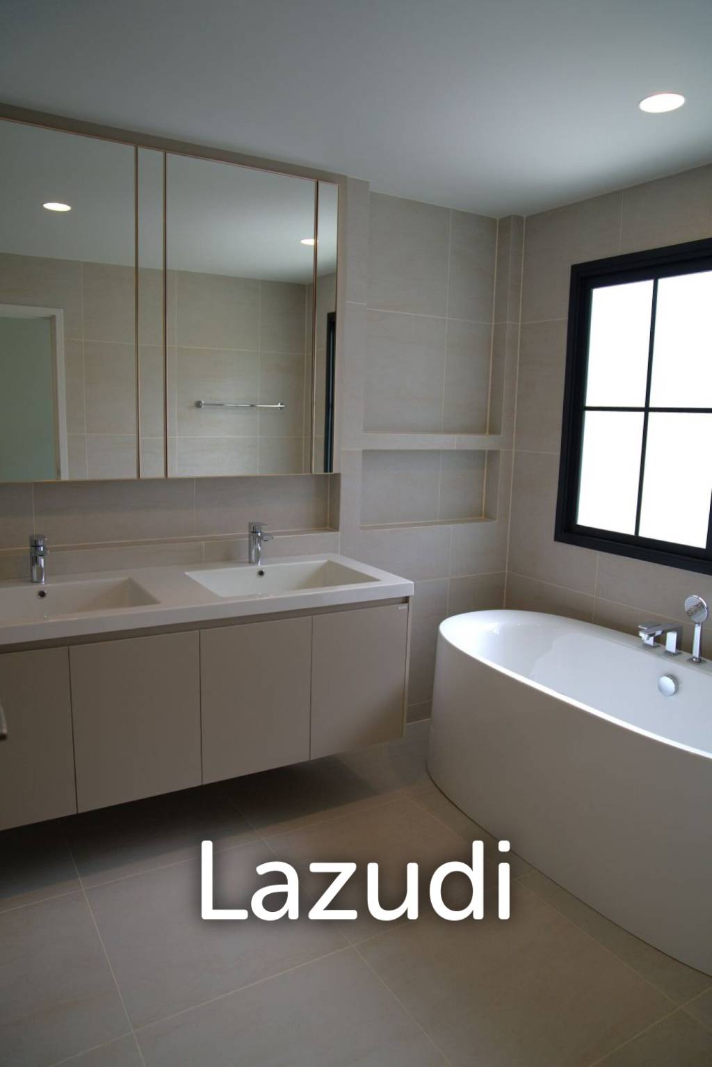 4 Bedroom House for Sale in Gated Community Walking Distance to BISP