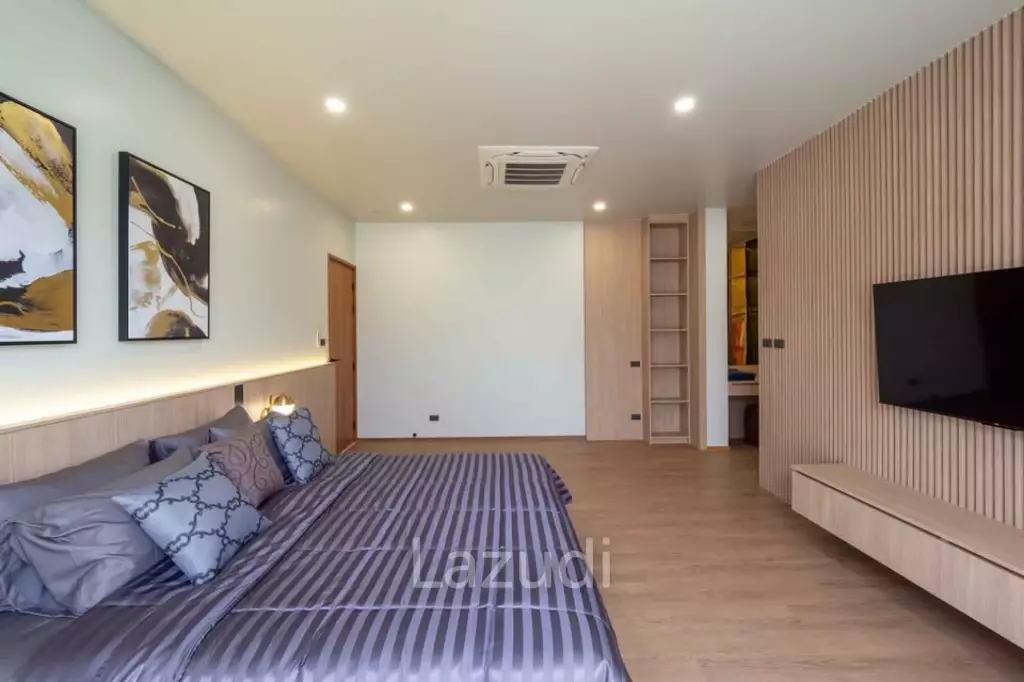 Spacious 4 Bedroom Pool Villa for Rent in Muang Phuket