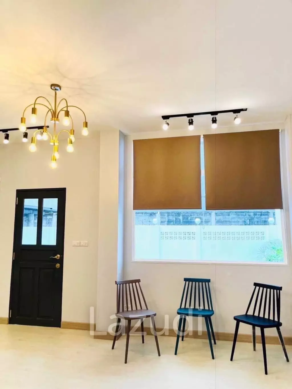 Mini House in sathorn size 152 SQ.M