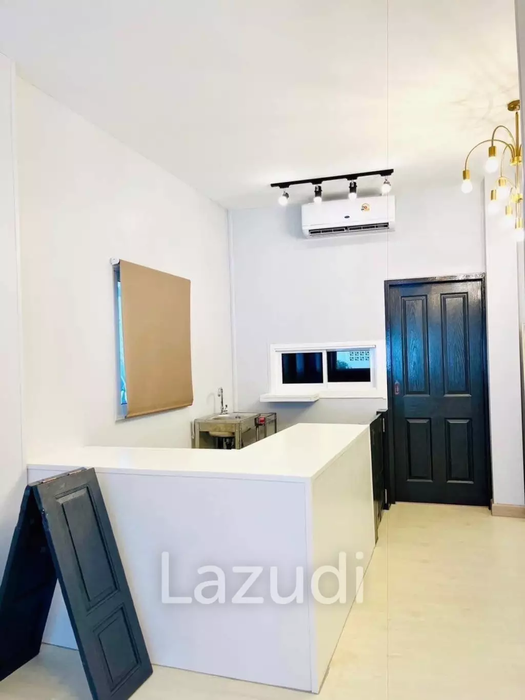Mini House in sathorn size 152 SQ.M