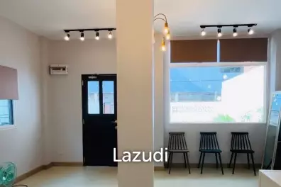 Mini House in sathorn size 152 SQ.M