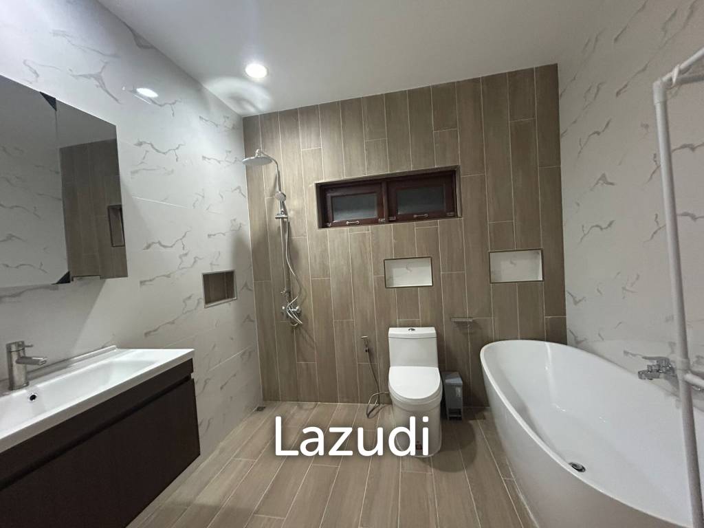Stunning Private 4 bedroms pool Villa, solar panel, soi 114