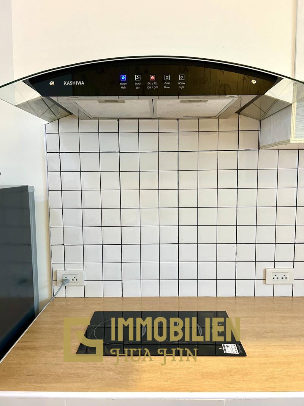 Сдается в аренду / 4 спальни + 3 ванные комнаты / частный бассейн