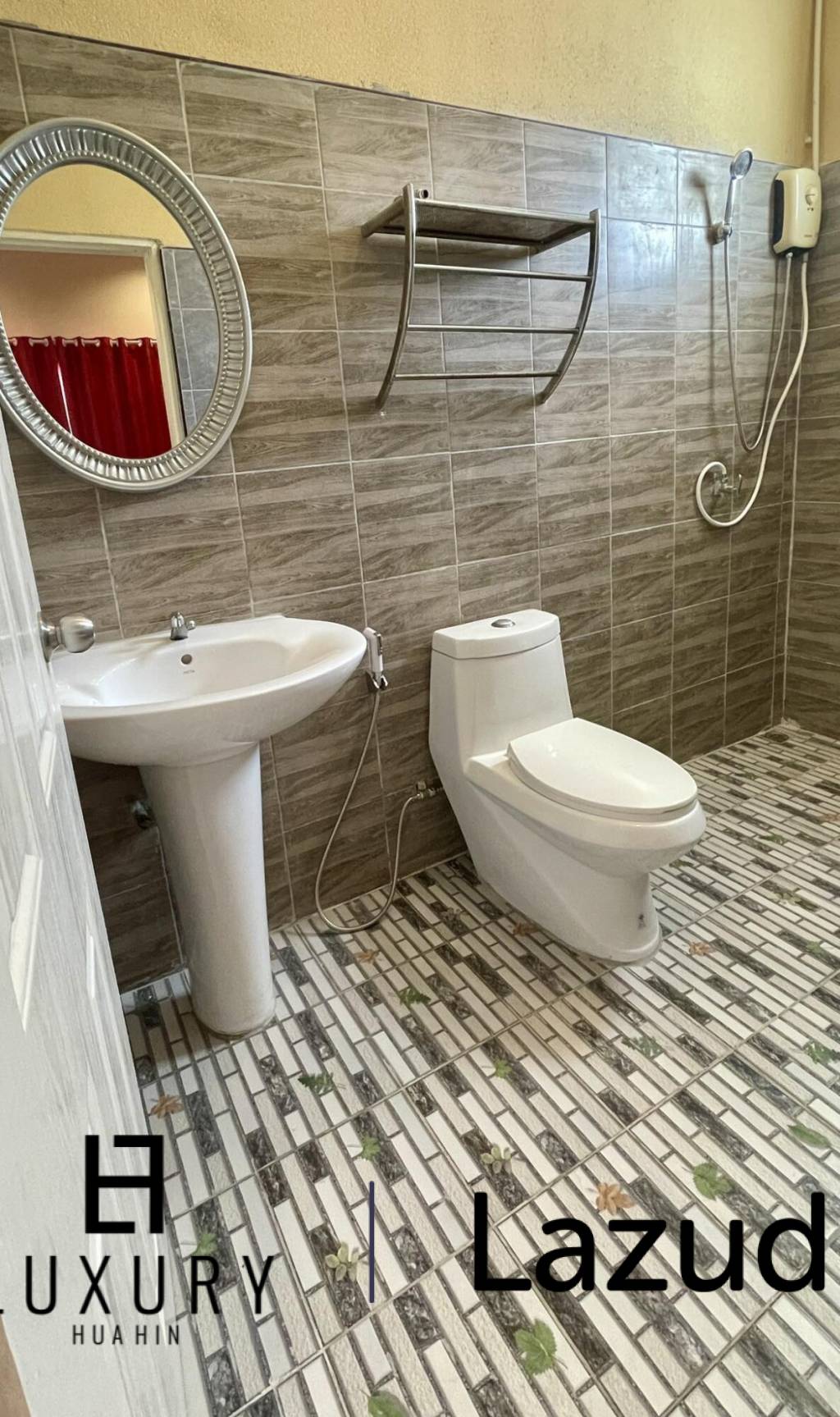 มินนี่ พลูวิลล่า 4 ห้องนอน ให้เช่า หัวหิน ซอย 70 – บ้านหรูพร้อมสระว่ายน้ำส่วนตัว