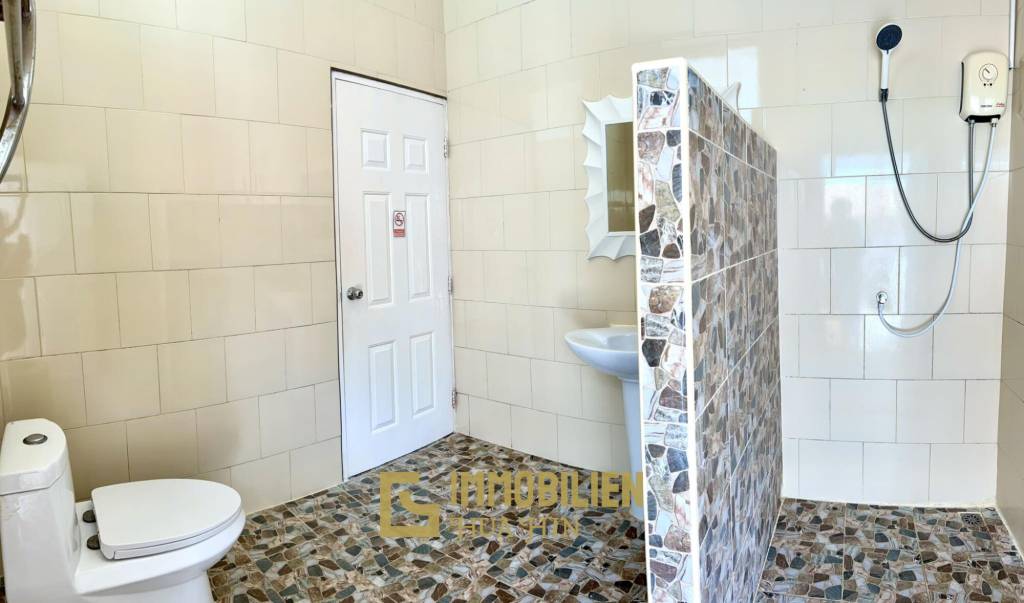 Сдается в аренду / 4 спальни + 3 ванные комнаты / частный бассейн