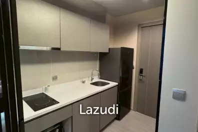 27.63 sqm modern studio condo on 11th floor at LIFE Asoke - Rama 9 Makkasan Bangkok