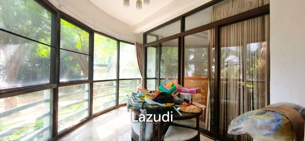 Metro Jomtien Condo 95 sqm with Direct Garden Access