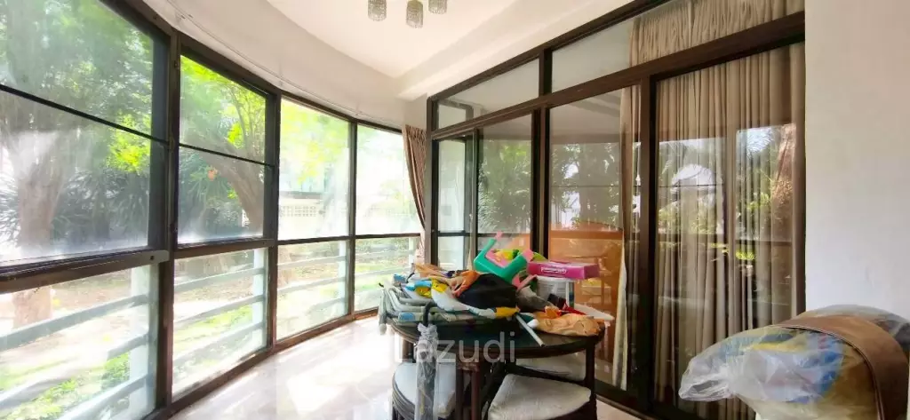 Metro Jomtien Condo 95 sqm with Direct Garden Access